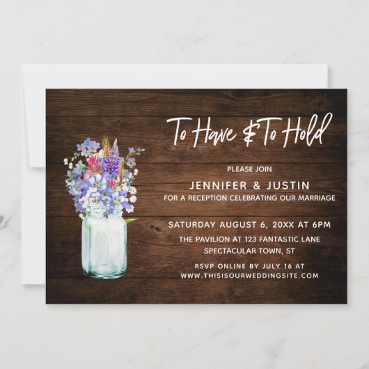 木素朴は山の花のメイソンの瓶を持っている&保持する 招待状 (正面)