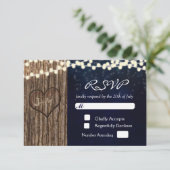 木素朴彫りハートナイトウェディングRSVPカード 出欠カード (スタンド正面)