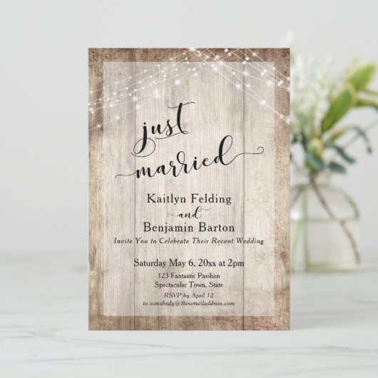 木素朴材と照明、たった今結婚しました、披露宴のみ 招待状 (スタンド正面)