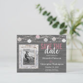 木素朴材&ストリングライト写真の保存日付 インビテーションポストカード (スタンド正面)