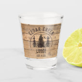 木素朴林の木パーソナライズされた ショットグラス (正面)