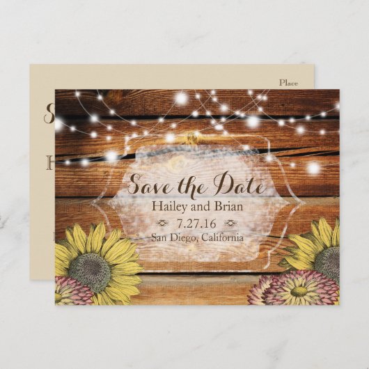 木製のさびれた質感、ひまわり、タイポグラフィーのSave the Date 案内ポストカード (正面/裏面)
