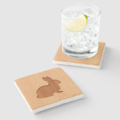 木製のデザインで刻まれるウサギのシルエット ストーンコースター (横)