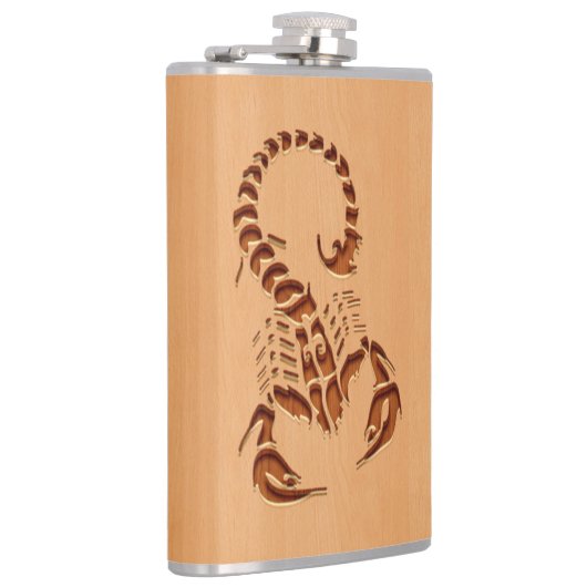 木製のデザインで刻まれる蠍のシルエット フラスク (右)