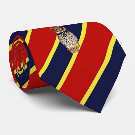 木製のバッジのフクロウのストライプのな服タイ ネクタイ (ロール)