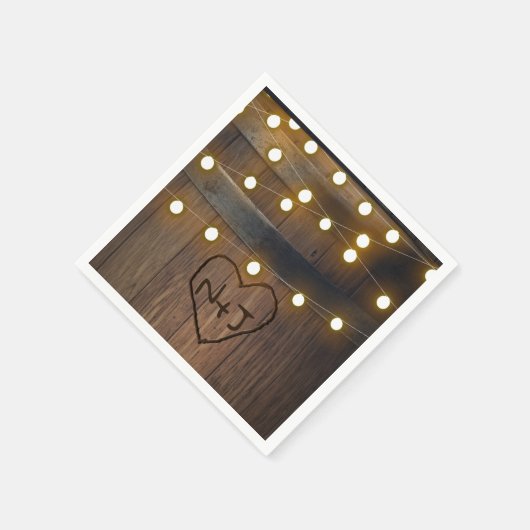 木製のバレル彫りハートラ素朴イト結婚 スタンダードカクテルナプキン (角)