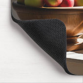 木製のボウルに入れたリンゴ マウスパッド (コーナー)