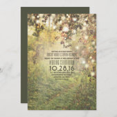 木製のランタンが吊るされた木の小道のウェディング招待状 招待状 (正面/裏面)