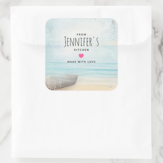 木製のローボートキッチンと沿岸ビーチシーン スクエアシール (バッグ)