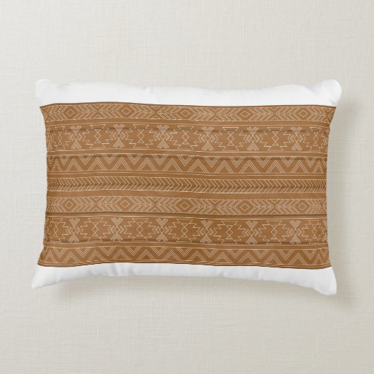 木製の板にエスニック模様。ヴィンテージ図 アクセントクッション (裏面)