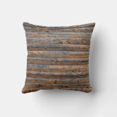 木製の板の古い壁の亀裂。ビーム作成 クッション (裏面)