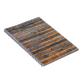 木製の板の古い壁の亀裂。ビーム作成 ノートブック (右側)