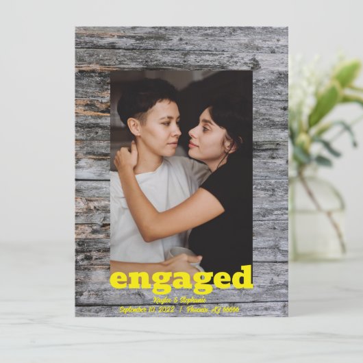 木製の節約日程カード - 結婚式写真 セーブザデート (スタンド正面)