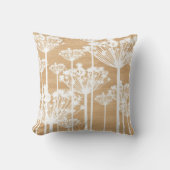 木製の背景によってはガーリーな花パターンが開花します クッション (正面)