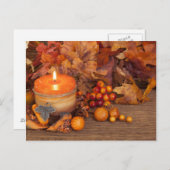 木製の背景に覆われた秋のキャンドル ポストカード (正面/裏面)