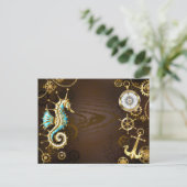 木製の背景（メカニカルシーホース付き） ポストカード (スタンド正面)