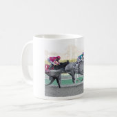 木製の記念物の棒に勝っているタキトゥス コーヒーマグカップ (正面左)