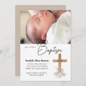 木製クロスとカスタム写真ベビーガールバプテスマ 招待状 (正面/裏面)