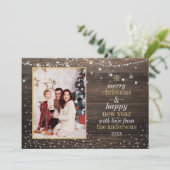 木製ストリングライト&雪 | クリスマス素朴の写真 招待状 (スタンド正面)