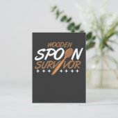 木製スプーン生存者の皮肉なジョーク皮肉 ポストカード (スタンド正面)