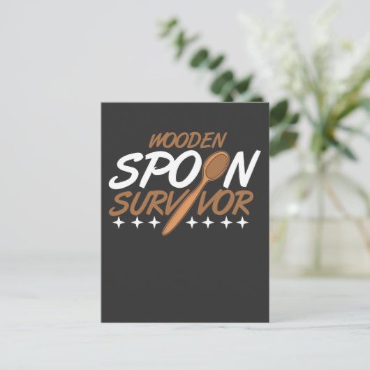 木製スプーン生存者の皮肉なジョーク皮肉 ポストカード (スタンド正面)