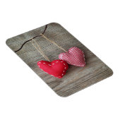 木製テーブル2の赤いハート マグネット (右側)