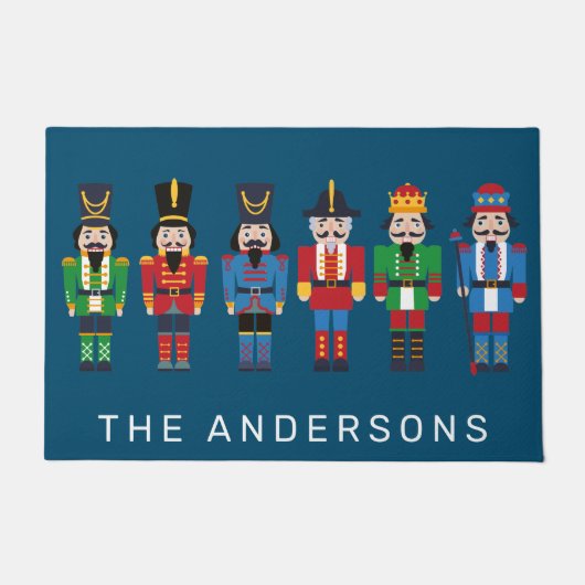 木製ナツクラッカーの列パーソナライズドアマット ドアマット (正面)