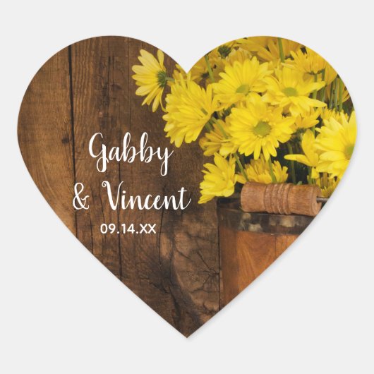 木製バケットと黄色デイジーカントリーウェディング ハートシール (正面)