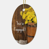 木製バケットイエローデイジー国婚約 セラミックオーナメント (左)