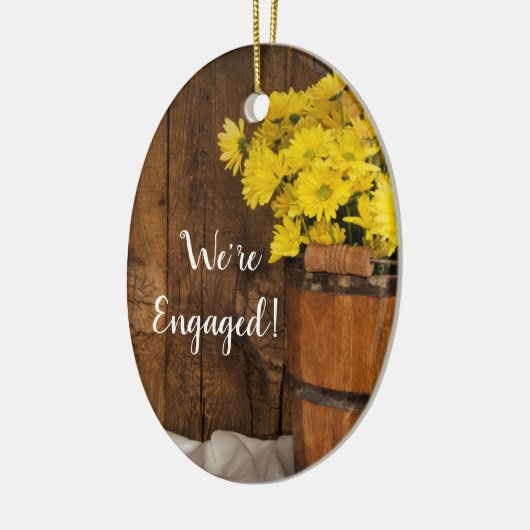 木製バケットイエローデイジー国婚約 セラミックオーナメント (左)