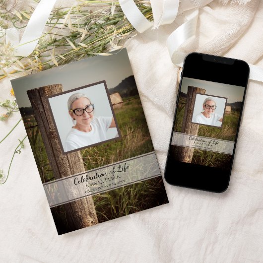 木製フェンスポストファームお祝いのライフ 招待状