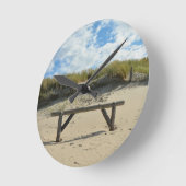 木製フェンス付き砂丘 ラウンド壁時計 (傾斜)