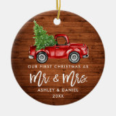 木製ブラシスクリプト初めてのクリスマスヴィンテージトラック セラミックオーナメント (正面)