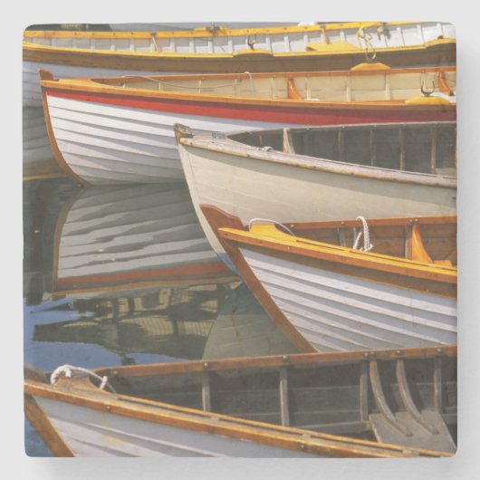 木製ボートセンターで明るい色のボート ストーンコースター (正面)