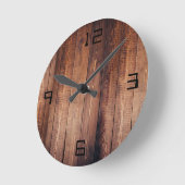 木造の実在丸時計の外観 ラウンド壁時計 (傾斜)