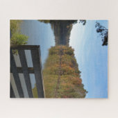 木造の橋で湖に素朴の秋の反射 ジグソーパズル (横)