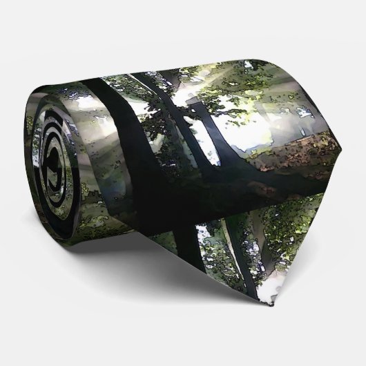 木 – 森の中の日光 ネクタイ (ロール)