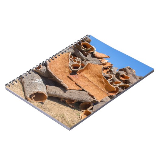 未加工material.JPGとしてコルクの樹皮の積み重ね ノートブック (左側)