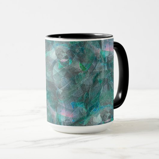 未完成の壁の漆喰の上にスポッティング緑がかったシアン マグカップ (正面右)