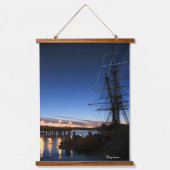 未明の巡礼者 吊り下げ型タペストリー (正面3)