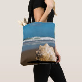 未来のビーチ トートバッグ (クローズアップ)