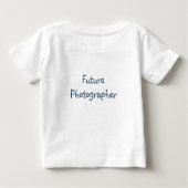 未来のフォトグラファーのカメラ乳児オーガニッククリーパー ベビーTシャツ (裏面)