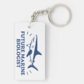 未来の海洋生物学者サメ愛好家 キーホルダー (裏面)