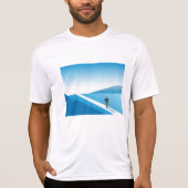 未来の道を模索する実業家 Tシャツ (正面)