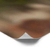 未来の都市でフリスビーを楽しむ少女 ポスター (角)