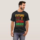 未来の黒人歴史家アフロ・アフリカ黒人少女 Tシャツ (正面フル)