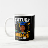 未来のHBCU卒業生 子供 黒人の女の子 アフロ ブラックヒストリー コーヒーマグカップ (左)