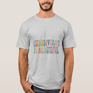 未来は包括的なユーロ多様性であり、美しい。  Tシャツ