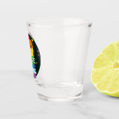 未来は平等に高められる ショットグラス (右)