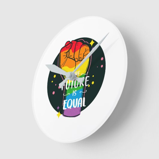 未来は等しく拳を上げる ラウンド壁時計 (傾斜)